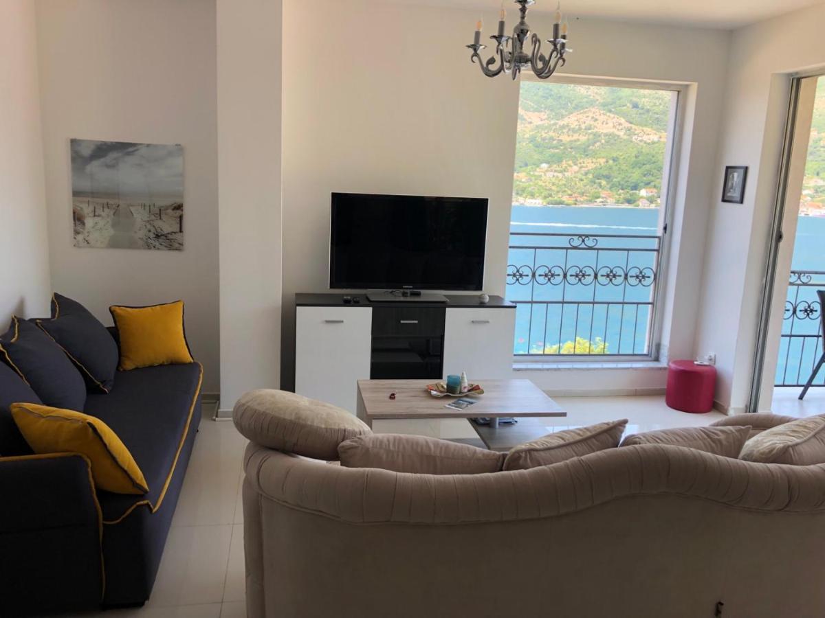 Apartment Galina Τίβατ Εξωτερικό φωτογραφία